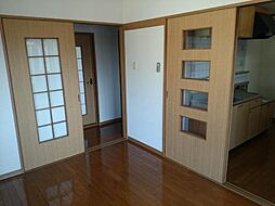 グランデ　ボワール 205 2階3Kのリビング/ダイニング