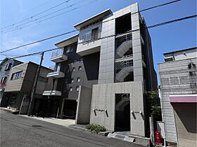 奈良県橿原市見瀬町31-11（賃貸マンション1K・2階・30.00㎡） その1