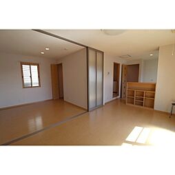 メルメゾン 203 2階1LDKのリビング/ダイニング