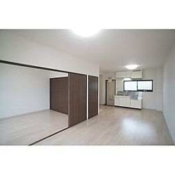 ラビットハウス高崎 201 2階1LDKのリビング/ダイニング