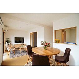 リジョンＣ棟 204 2階2LDKのリビング/ダイニング