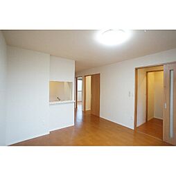 スカイガーデン 103 1階2LDKのリビング/ダイニング