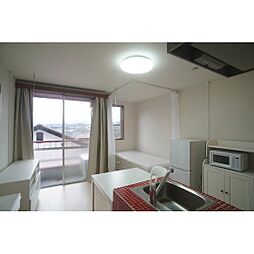 あさひレジデンス上中居 301 3階1Kのリビング/ダイニング