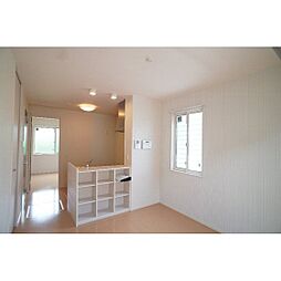 ミヤビ　Ｅ 101 1階1LDKのリビング/ダイニング