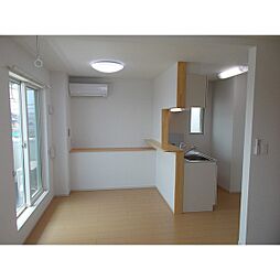 グランメゾン　東高崎I 201 2階1LDKのリビング/ダイニング