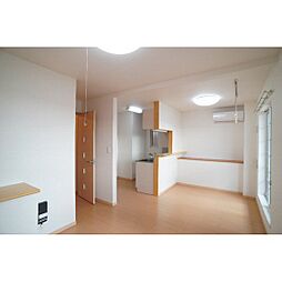 レガーロ 203 2階1LDKのリビング/ダイニング