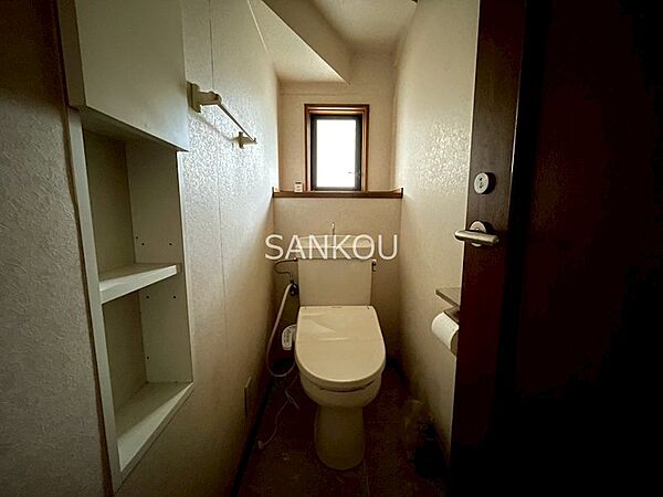 トイレを拡大表示