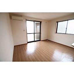 パインツリーつくば 2階2LDKのリビング/ダイニング