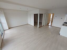 阪急宝塚本線 石橋阪大前駅 徒歩6分の賃貸マンション 4階2LDKのリビング/ダイニング