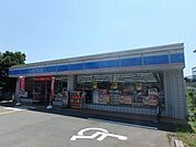ローソン箕面桜三丁目店 367m