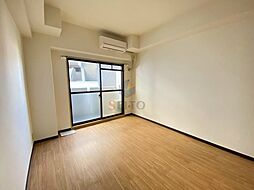 阪急宝塚本線 十三駅 徒歩5分の賃貸マンション 5階1Kのリビング/ダイニング