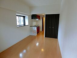 阪急神戸本線 十三駅 徒歩7分の賃貸マンション 2階ワンルームのリビング/ダイニング