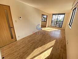 メゾン・ド・サンピエール 2階1LDKのリビング/ダイニング