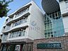 周辺：豊中市立大池小学校 346m
