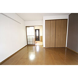 フローラ春日 1階1Kのリビング/ダイニング