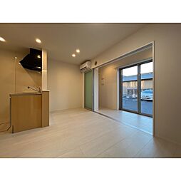 キルシュ・ブリューテ　A 1階1LDKのリビング/ダイニング