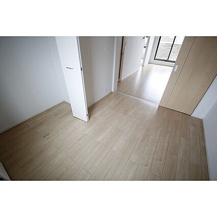 セレッソ花畑II_内装_2