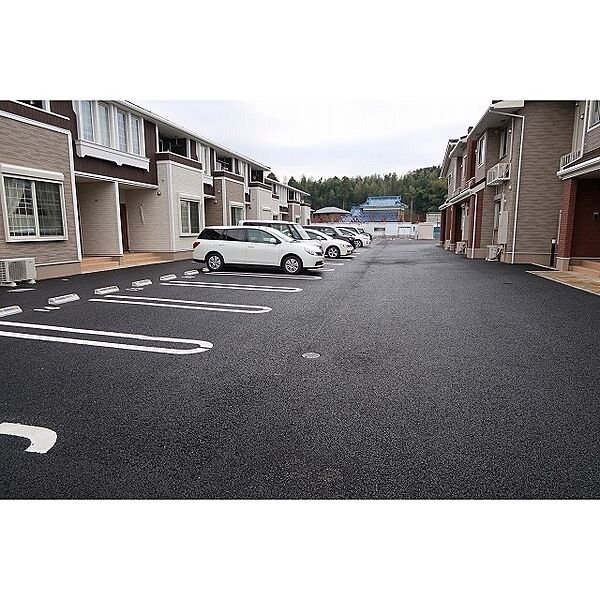 apartment 茨城県つくば市要
地図を見る