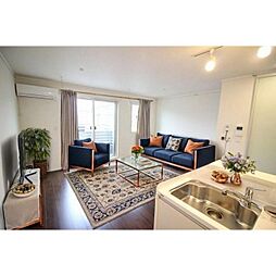 メゾン・ド・グラースＩ 202 2階1LDKのリビング/ダイニング