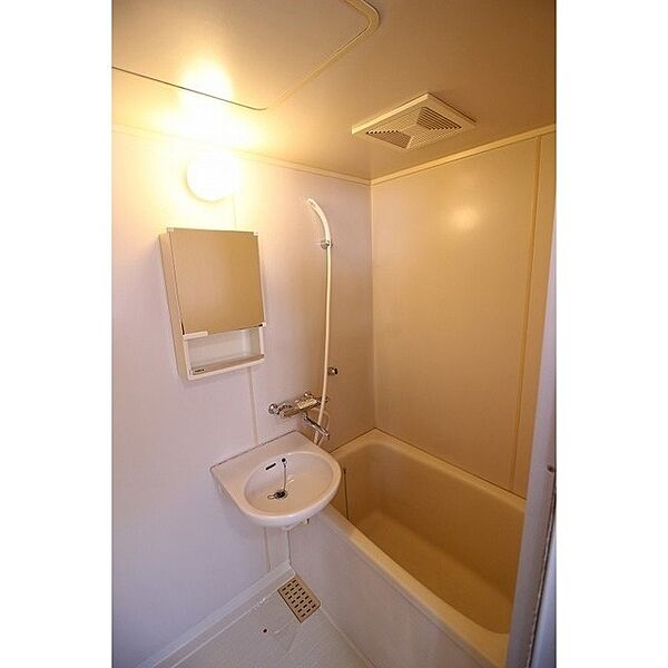 apartment 茨城県稲敷郡美浦村茂呂
茂呂の賃貸情報を見る
物件地図