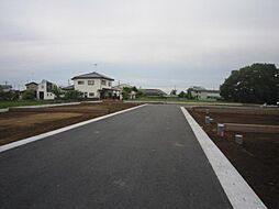 稲敷郡阿見町大字荒川本郷　売地　12