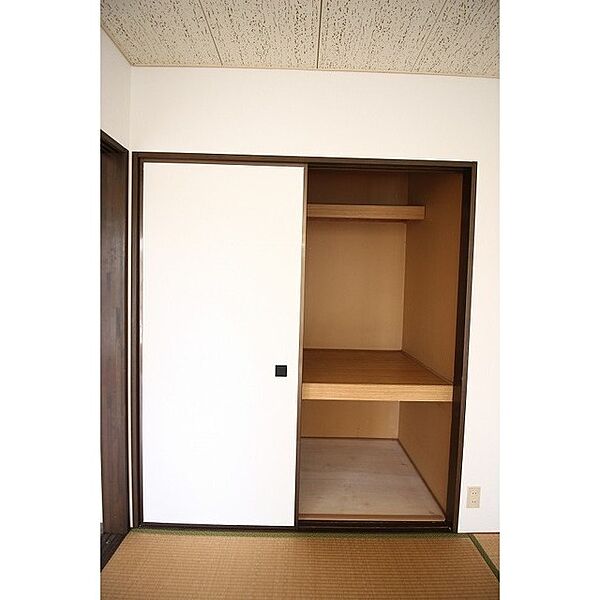 apartment 茨城県稲敷市中山
中山の賃貸情報を見る
物件地図