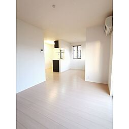 コヴェントガーデンＢ棟 2 2階3LDKのリビング/ダイニング