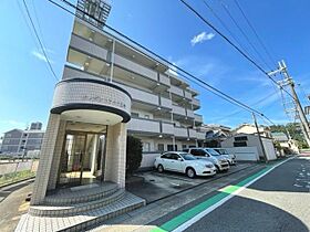 奈良県北葛城郡王寺町王寺1丁目（賃貸マンション3LDK・2階・66.55㎡） その1