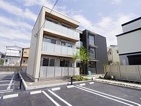 奈良県大和高田市礒野南町（賃貸マンション1LDK・3階・45.24㎡） その1