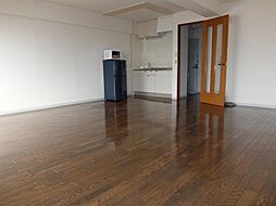 フロントハウス長迫 401 4階ワンルームのリビング/ダイニング