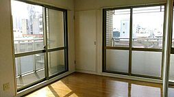 千金ビル 202 2階2LDKの室内