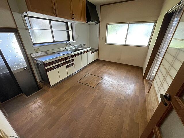  三原市沼田東町両名