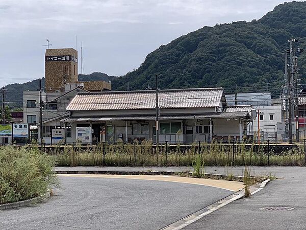 周辺を拡大表示