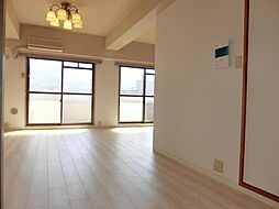 リバティスクエアKURE 1004 10階2LDKの室内