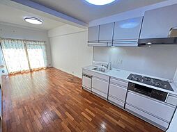 バルミー阿賀駅前 404 4階3LDKの室内