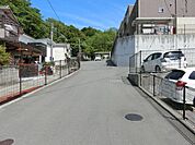 見通しの良い前面道路。