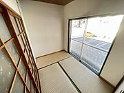 収納などいろんな使い方のできる和室3帖♪