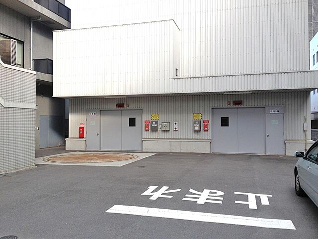6 / 12