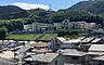 周辺：2階より長束中、長束西小を望む