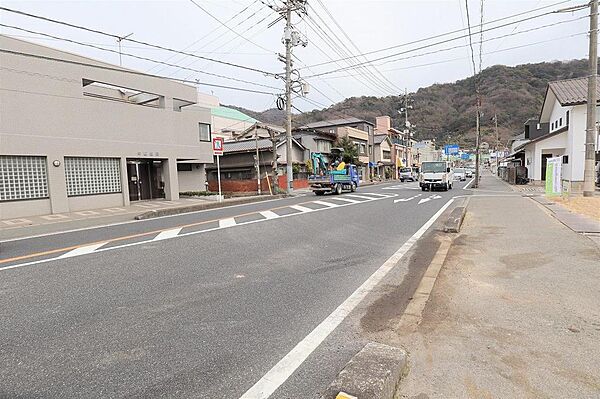 周辺を拡大表示