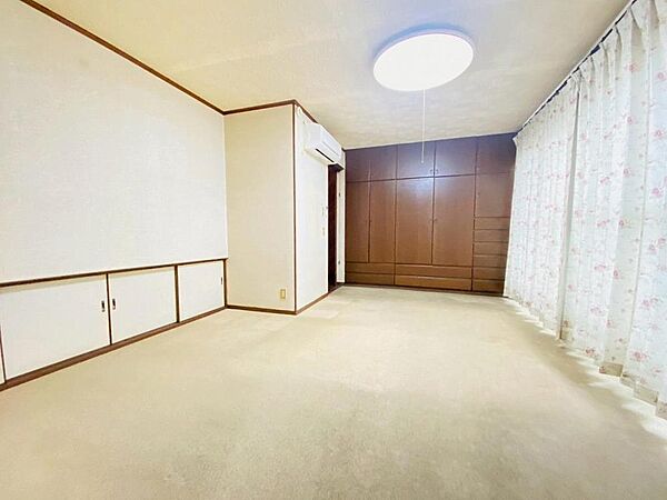 洋室を拡大表示