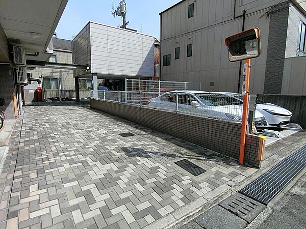 駐車場を拡大表示