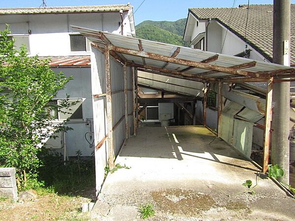 駐車場を拡大表示