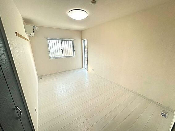 洋室(キッチン...