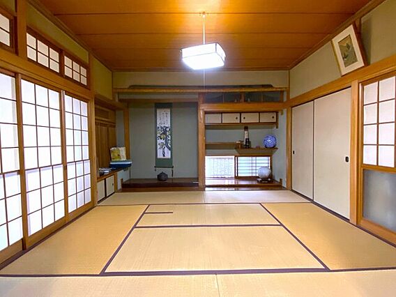 2026年4月...