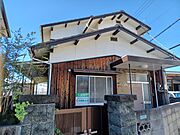 学校・銀行・バス停・スーパー・ コンビニなど徒歩圏内に充実！ 生活便利な好立地です♪