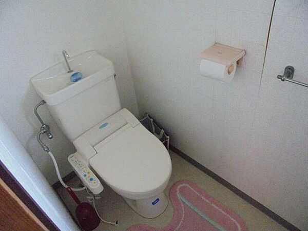 トイレを拡大表示