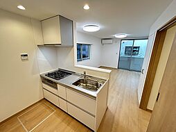 高知市愛宕町4 2LDK (初期費用減額CP) 2階2LDKのリビング/ダイニング