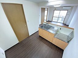 高知市朝倉丙 1LDK 最上階(単身専用・初期費用減額CP) 8階1LDKのリビング/ダイニング