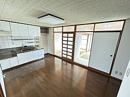 高知市一ツ橋町2　3LDK　1F（敷地内P1台込・南向) 1階3LDKのリビング/ダイニング